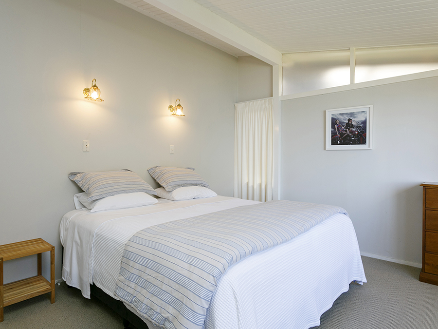 Wharerakau: accommodation beside Lake Taupo
